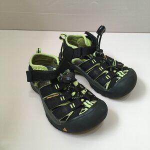 Keen Kids Black and Green Sandals